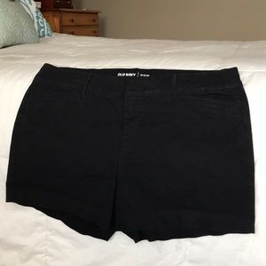 Black Pixie Old Navy shorts